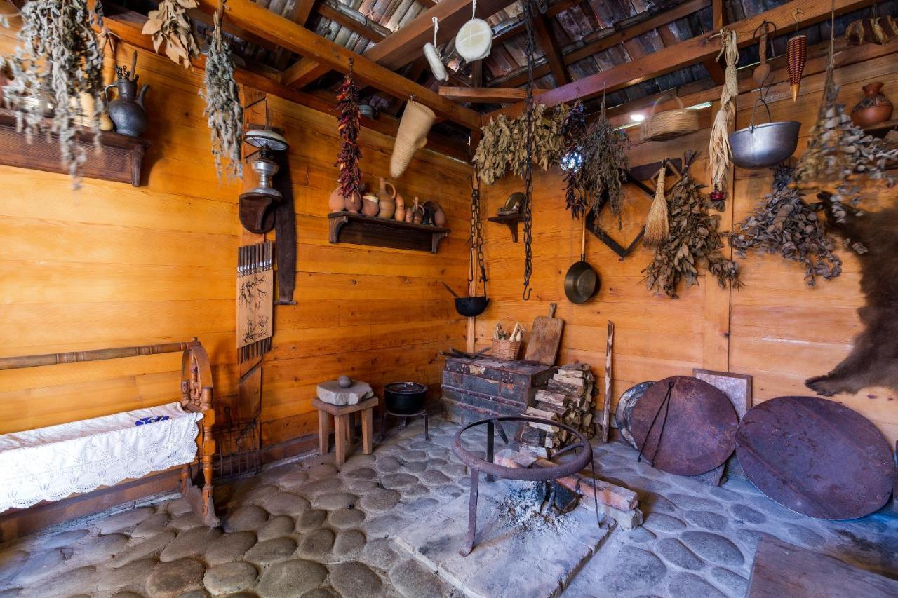 Casa De Khasia Zugdidi Εξωτερικό φωτογραφία